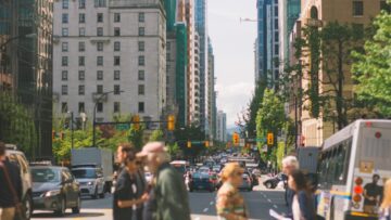 Večírek ve stylu 70. let: Jak se obléct a být v trendu